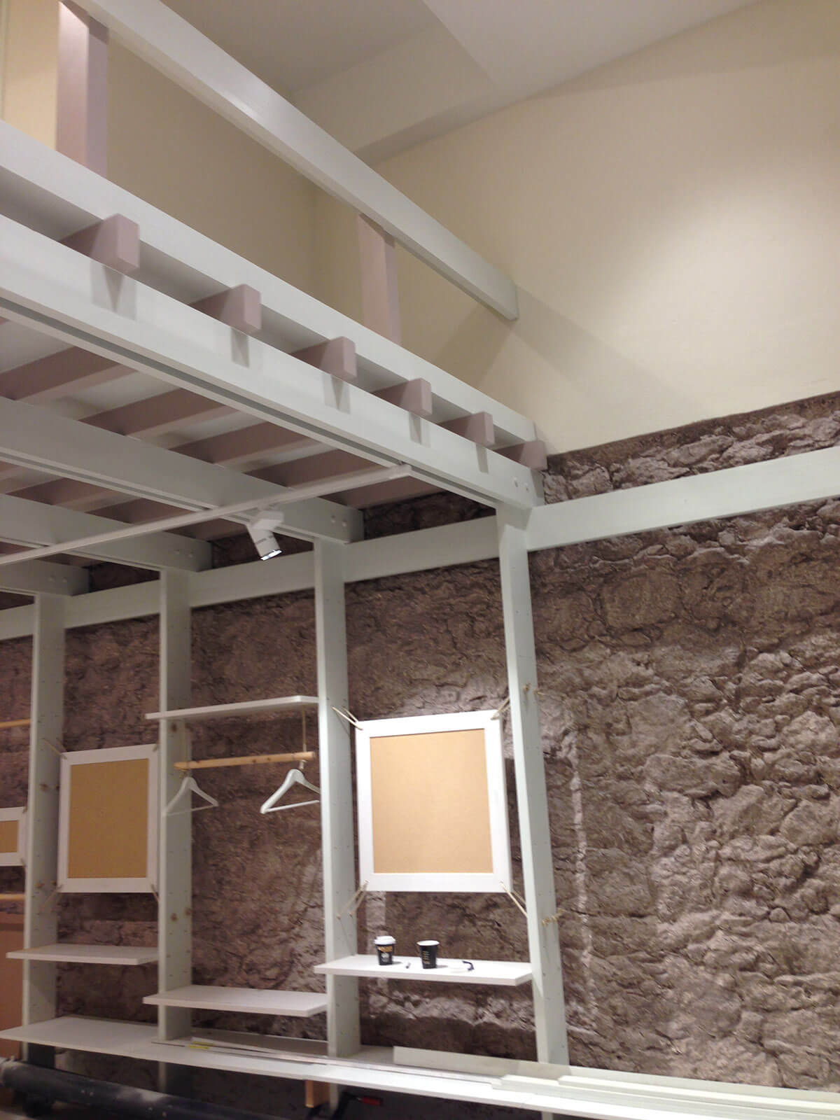 Aeora Shop Photo 2